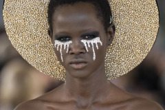 Schiaparelli Haute Couture SS 2022
Paris Fashion Week January 2022
