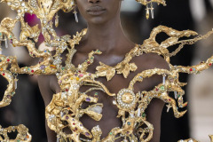 Schiaparelli Haute Couture SS 2022
Paris Fashion Week January 2022