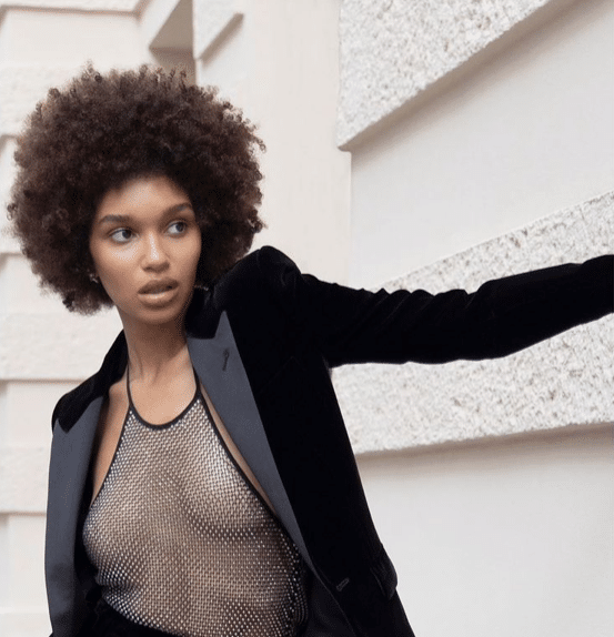 La coupe afro de La Ligne, collection de la Haute Coiffure Française, coiffure afro phare